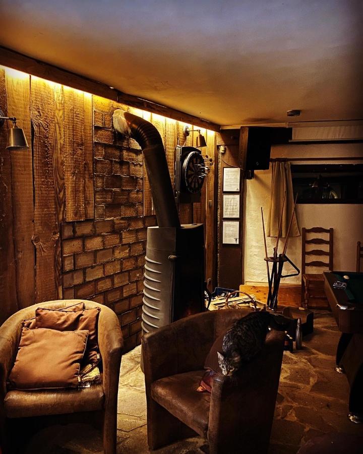 "Le Maloya" Chalets Independants -Chambre Balneo - Relais Motards Lacaune Exterior foto